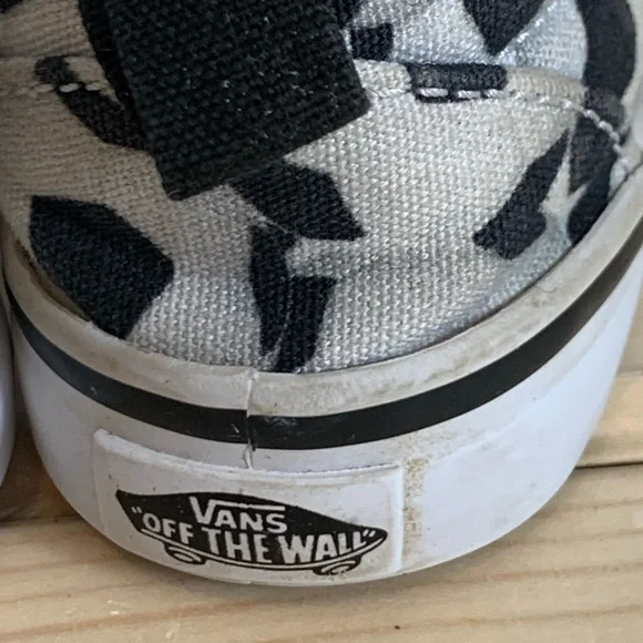 Vans Toddler Slip-On Soccer Print Shoes - Black & White-Toddler Size 5 - Picture 6 of 11